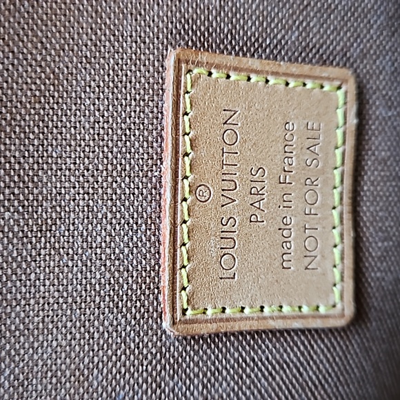 Louis Vuitton Florentine Monogram Belt Bag EUC - Picture 8 of 12